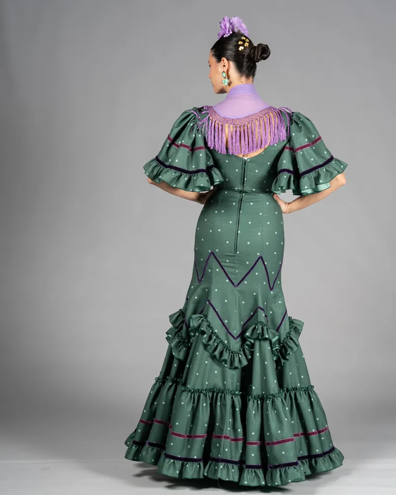 MALAGUETA_Verde botella lunar verde jade_3.webp