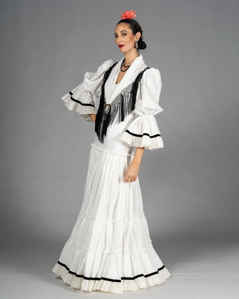 MURILLO_Batista beige raso negro_2.webp