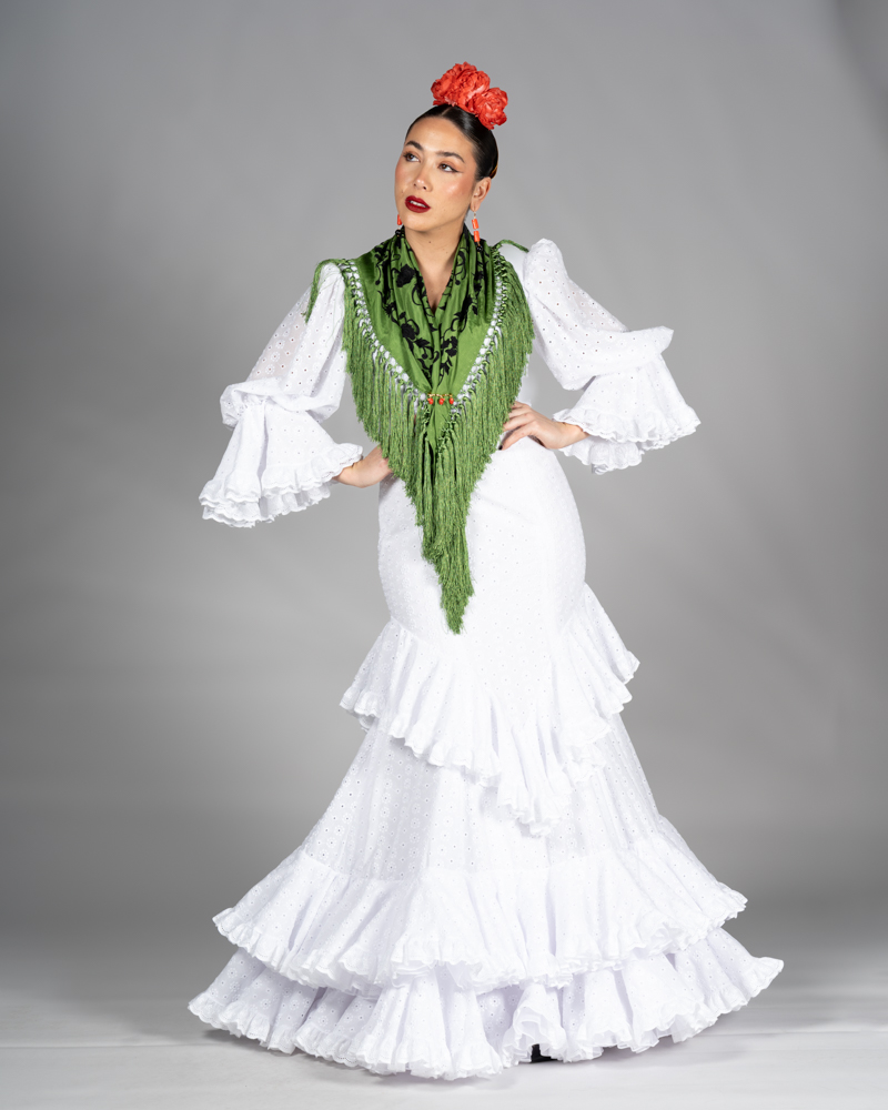 Traje Begonia Perforado 2026