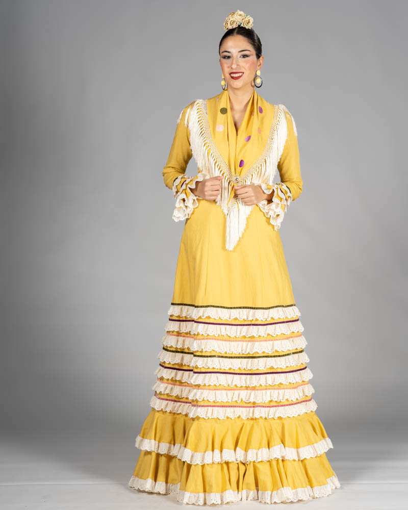 Traje Salazar 2026 (Amarillo SAL)